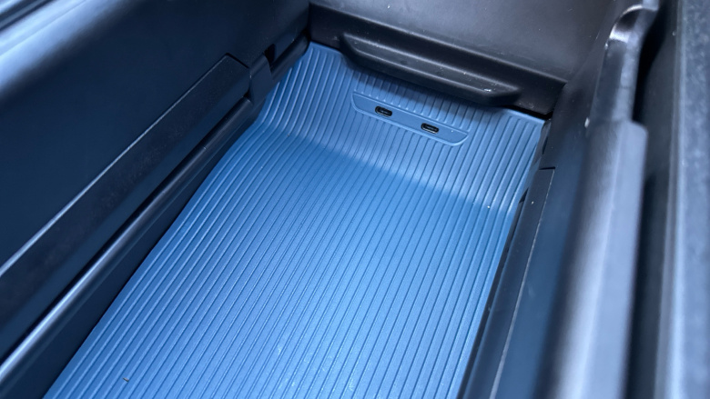 Volvo EX30 200kW SM Extended Range Plus 69kWh 5dr Auto Electric Estate